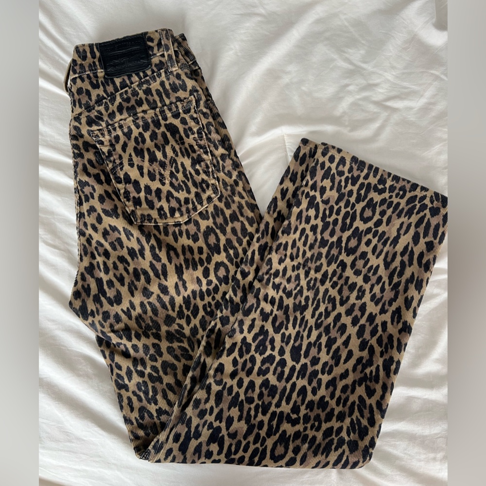 Levi's Leopard Print Ribcage Straight Leg Pants
